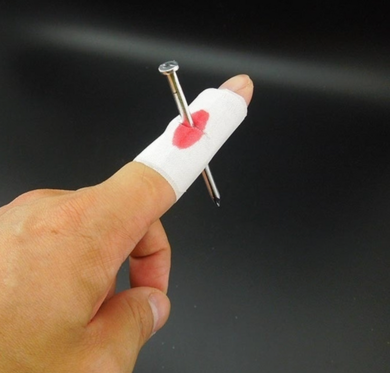 NAIL THRU FINGER JOKE TOY
